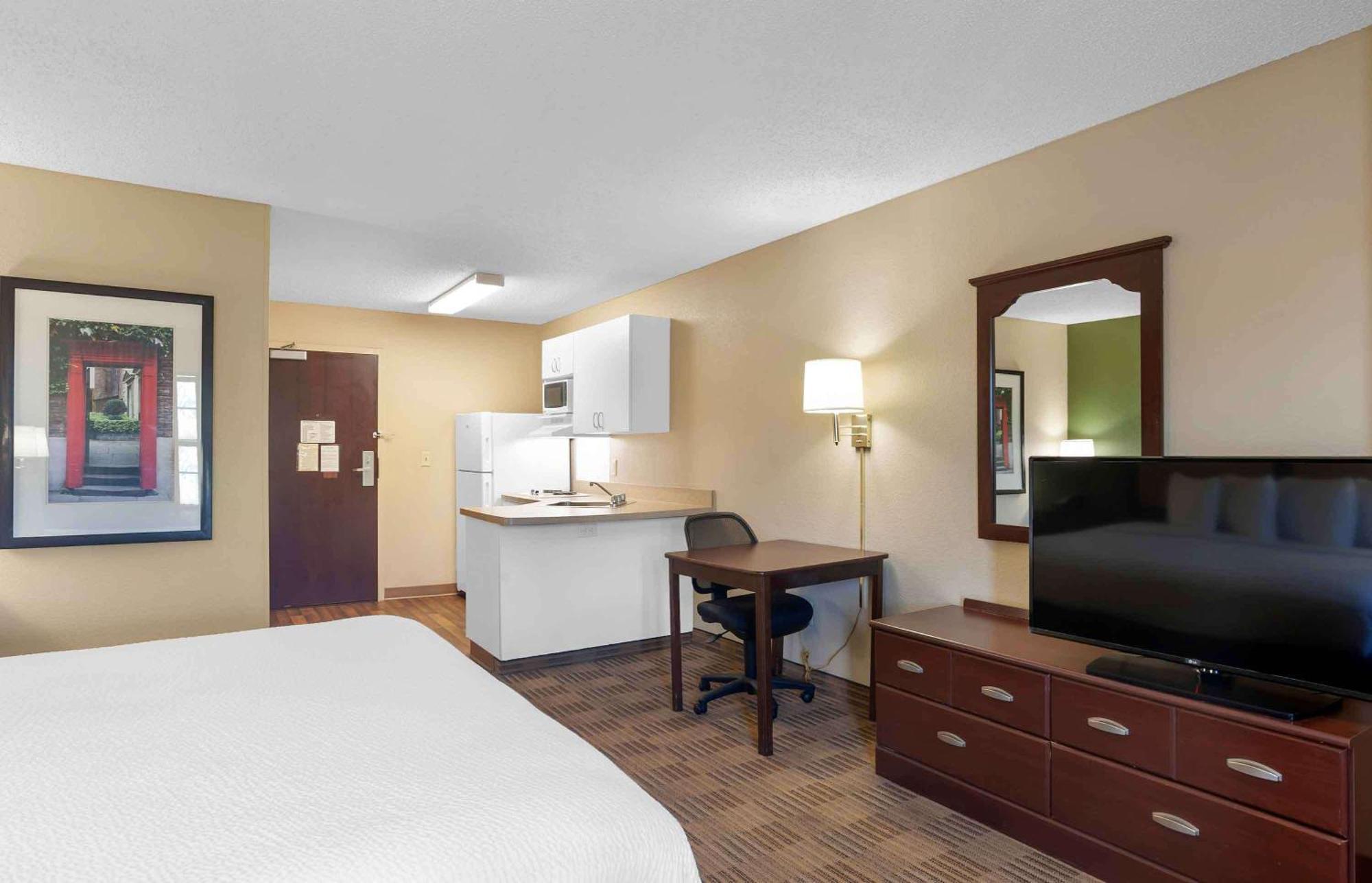 Extended Stay America Suites - Norwalk - Stamford Exterior photo