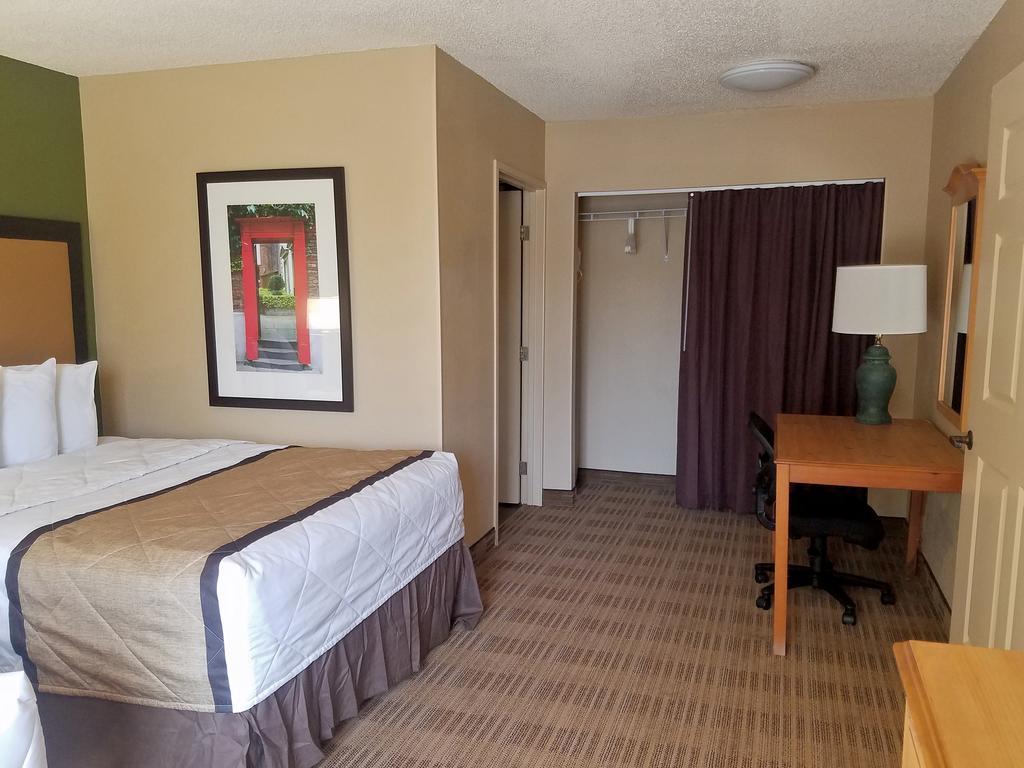 Extended Stay America Suites - Norwalk - Stamford Exterior photo