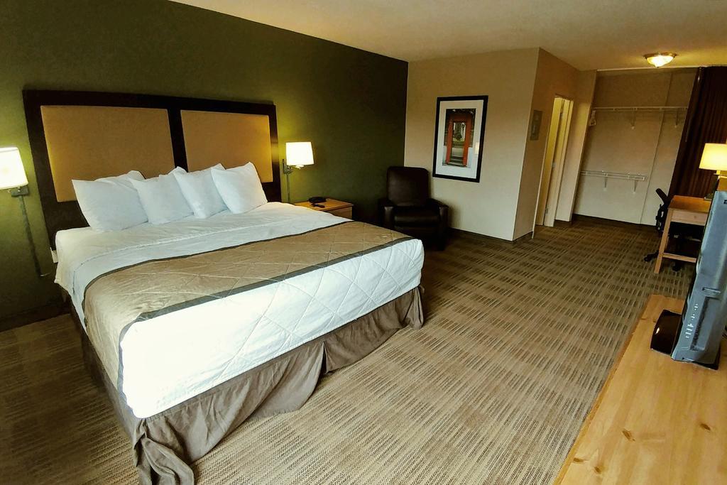 Extended Stay America Suites - Norwalk - Stamford Exterior photo