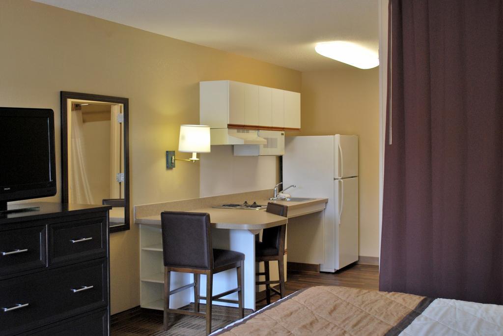 Extended Stay America Suites - Norwalk - Stamford Exterior photo