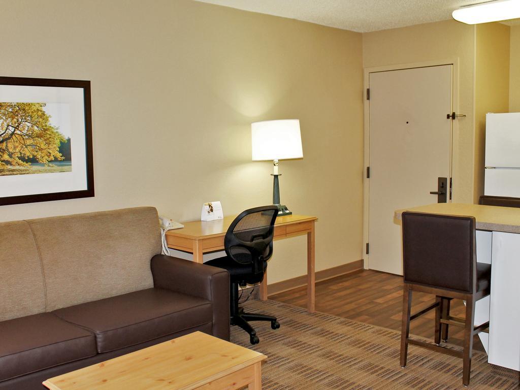 Extended Stay America Suites - Norwalk - Stamford Exterior photo